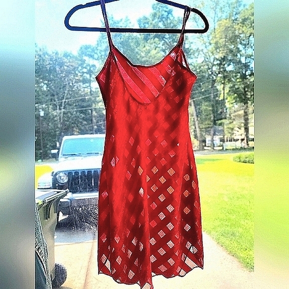 Vintage Lucie Ann II Red Slip Dress Nightgown Medium - Picture 2 of 10